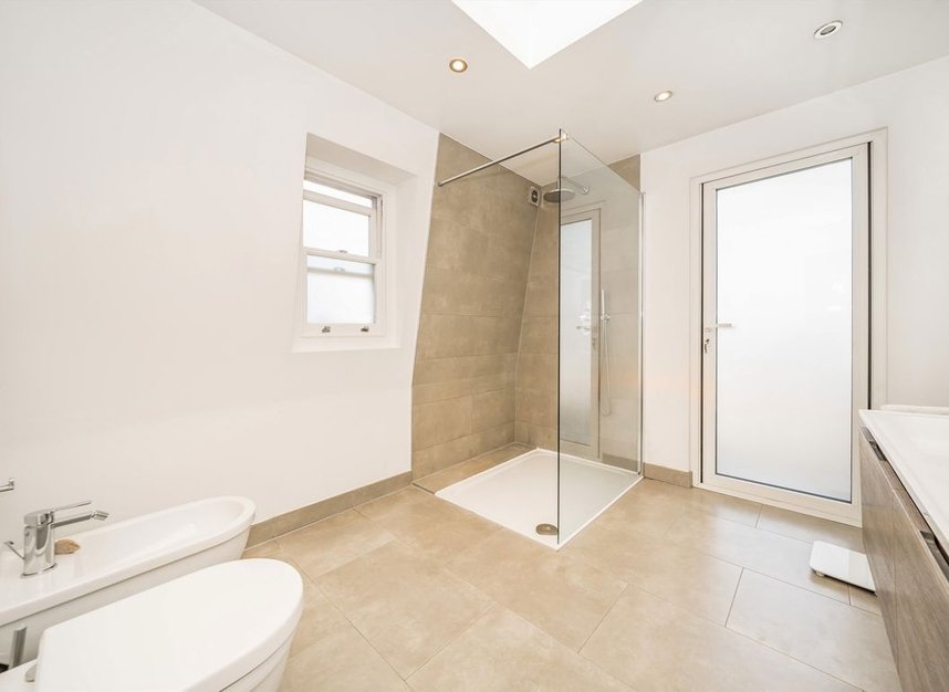 Properties for sale in Shorrolds Road - SW6 7UA view7