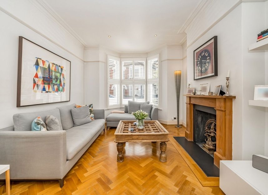 Properties for sale in Shorrolds Road - SW6 7UA view3
