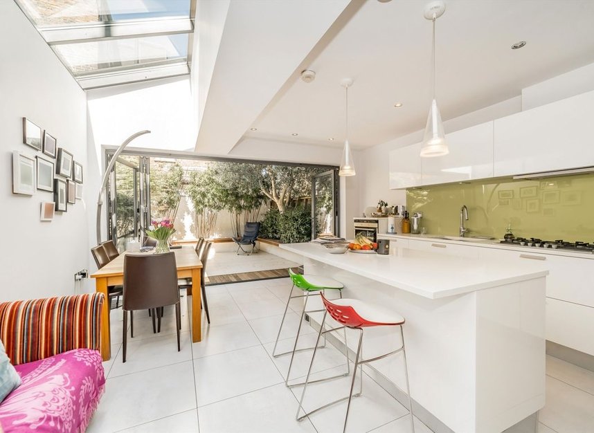Properties for sale in Shorrolds Road - SW6 7UA view2