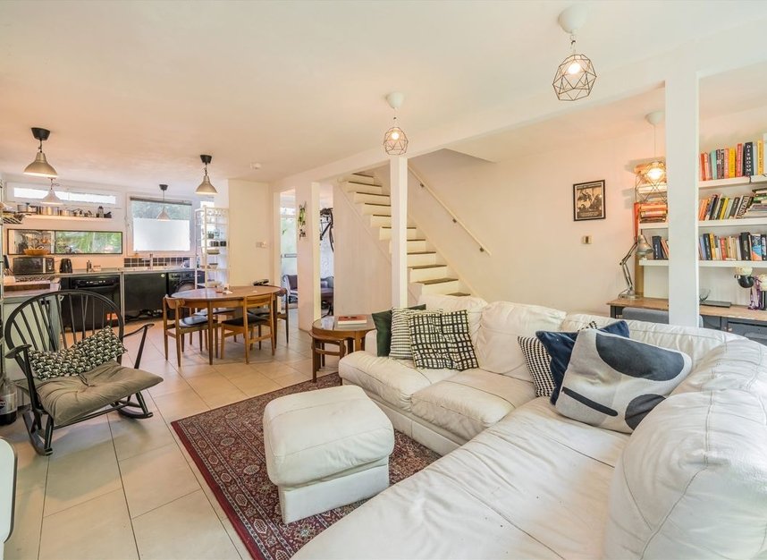 Properties for sale in Shrubland Road - E8 4NN view3