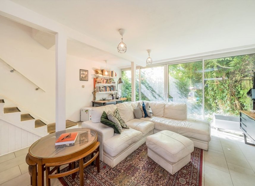 Properties for sale in Shrubland Road - E8 4NN view2