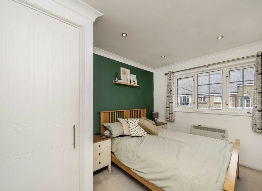 Properties for sale in Sigrist Square - KT2 6JY view4