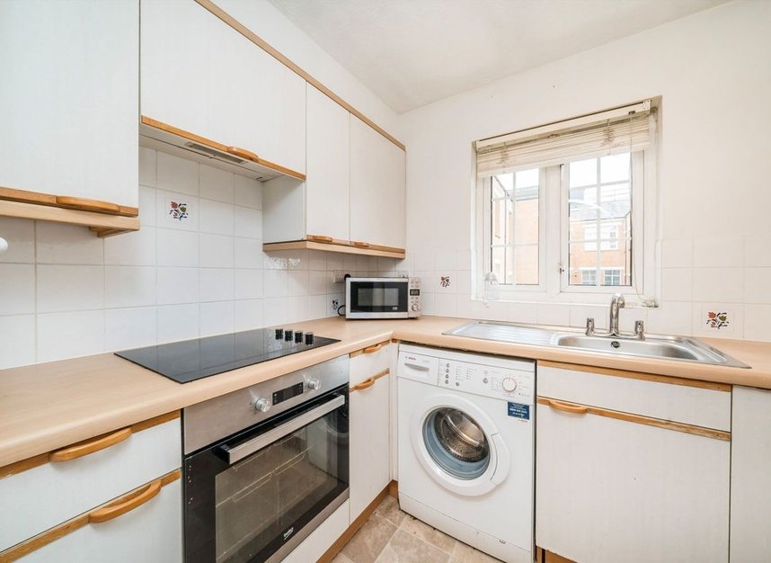 Properties for sale in Sigrist Square - KT2 6JY view3