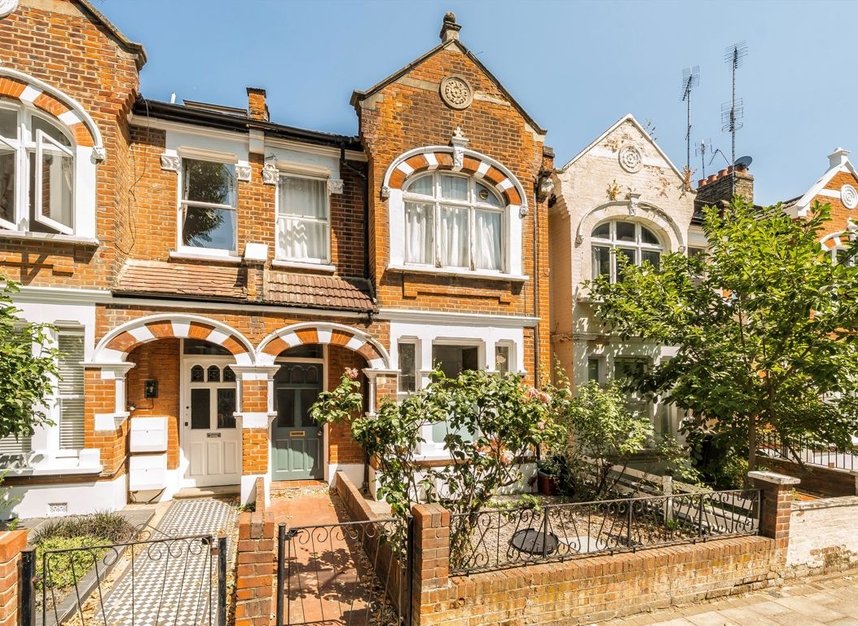 Properties for sale in Silver Crescent - W4 5SE view1