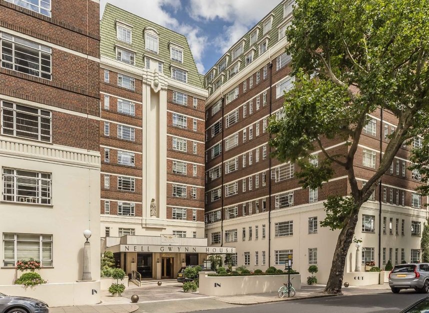 Properties for sale in Sloane Avenue - SW3 3BB view9