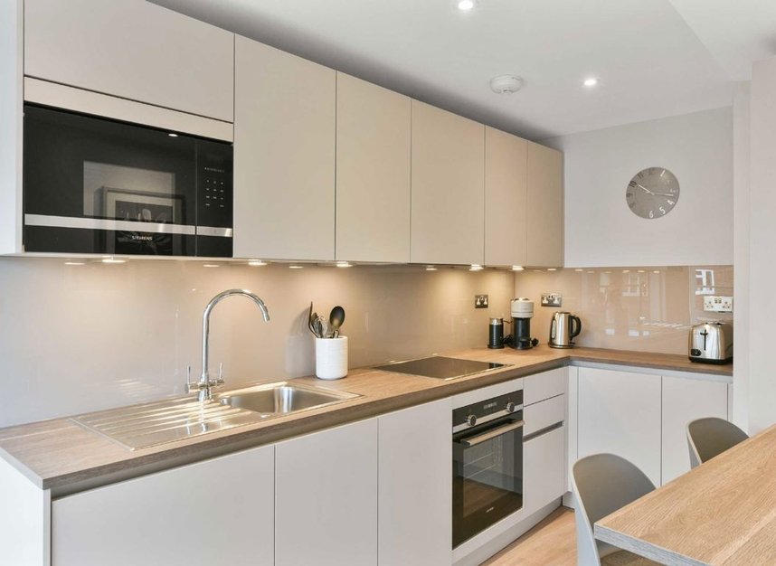 Properties for sale in Sloane Avenue - SW3 3BB view5