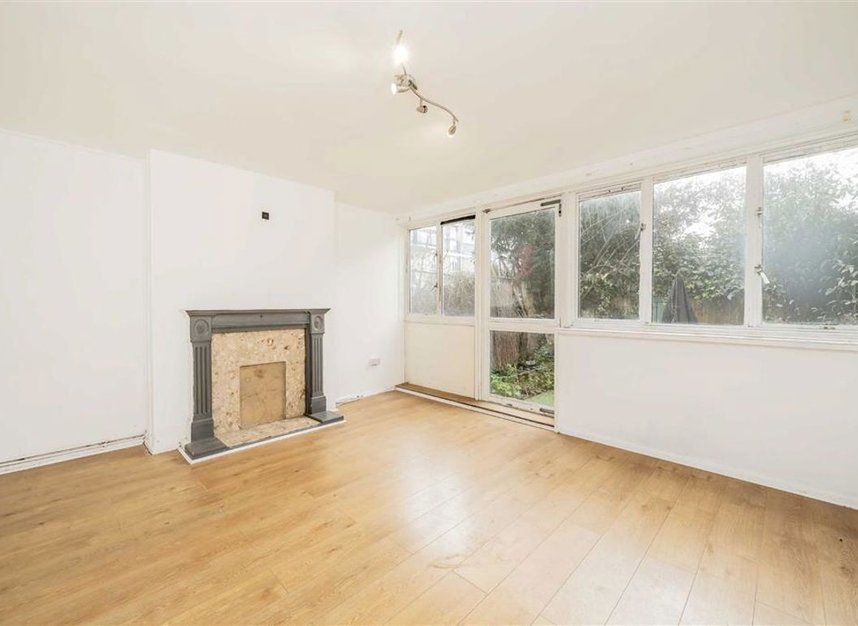 Properties for sale in Smithy Street - E1 3HW view2