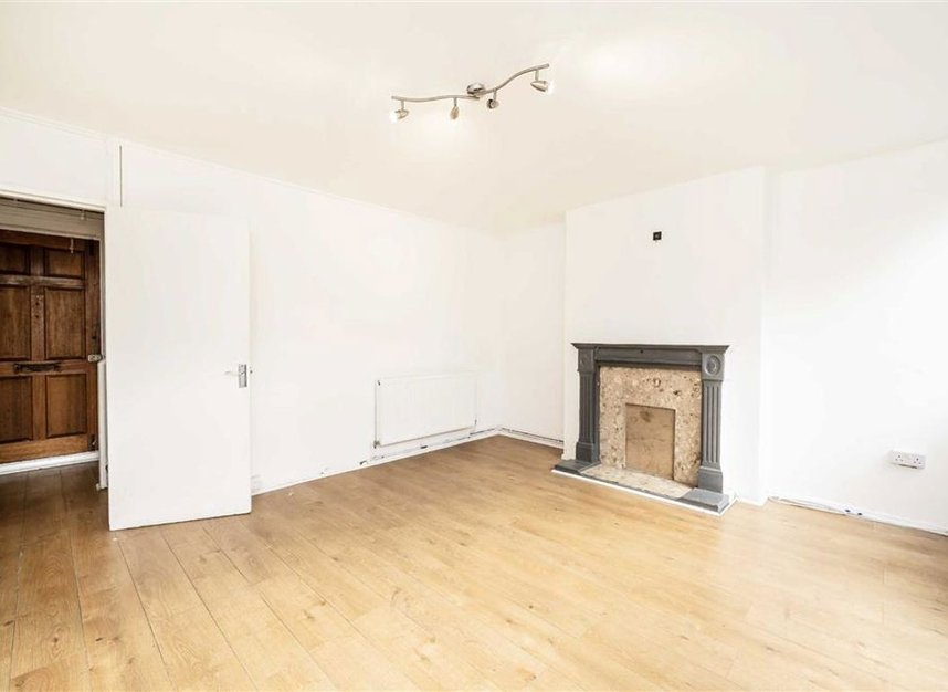 Properties for sale in Smithy Street - E1 3HW view3