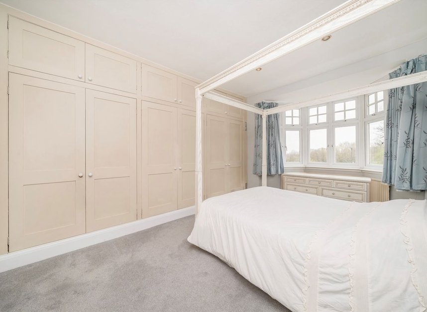 Properties for sale in Somerset Road - SW19 5JE view8