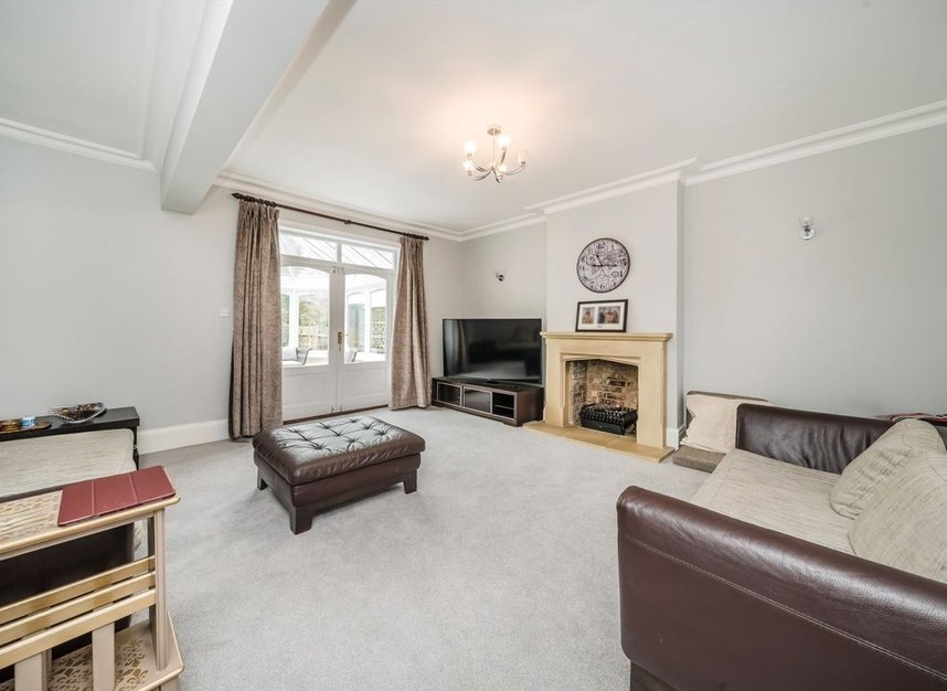 Properties for sale in Somerset Road - SW19 5JE view6