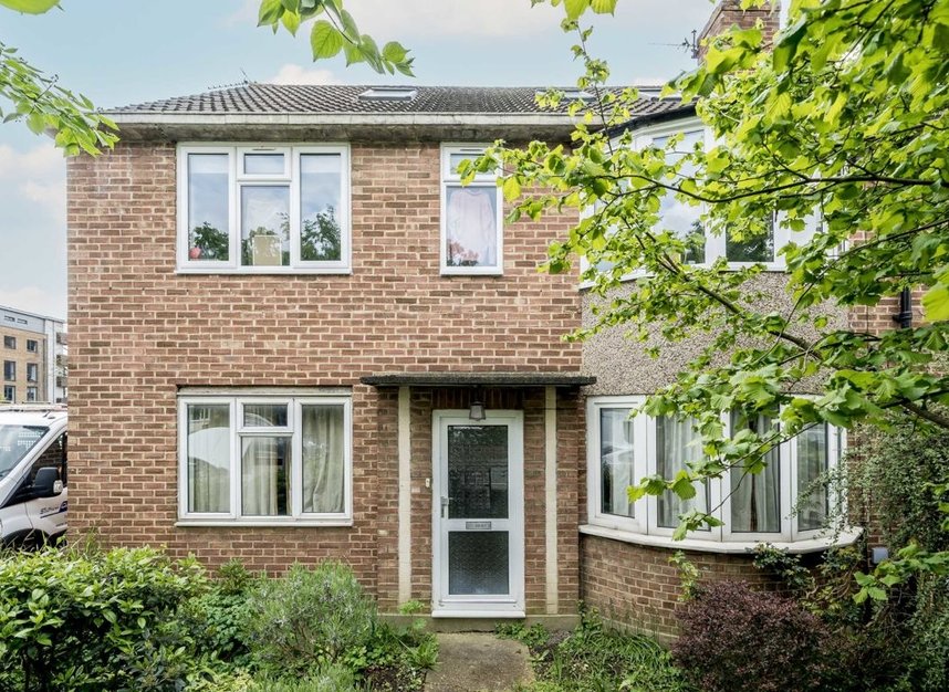 Flat for sale in South Park Road, London, SW19 (Ref 224543) Dexters