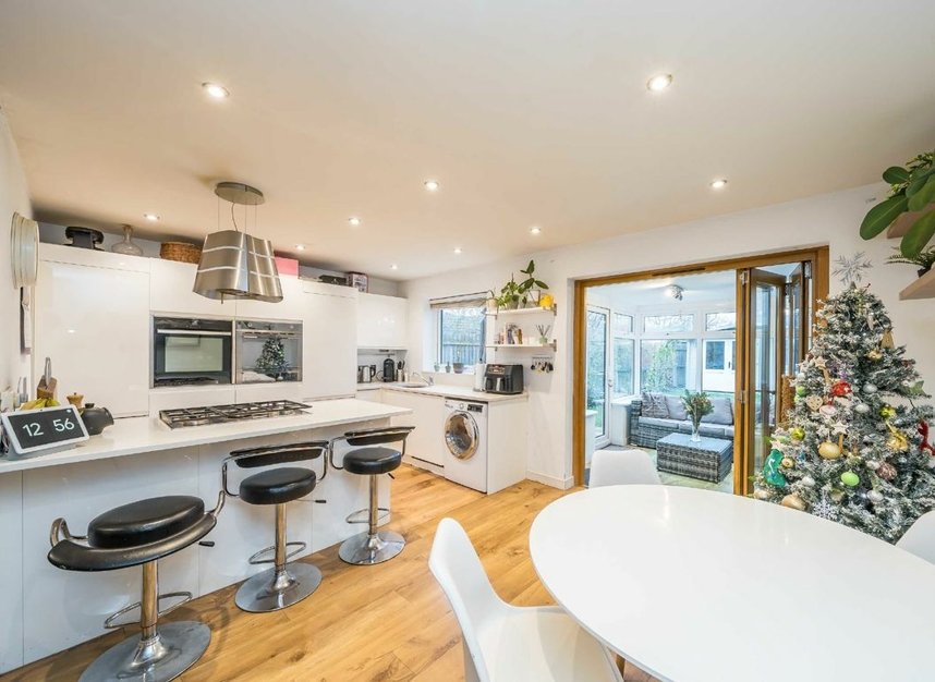 Properties sold in South Road - TW12 3PE view2