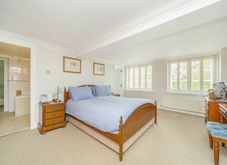Properties for sale in Southey Road - SW19 1ND view5