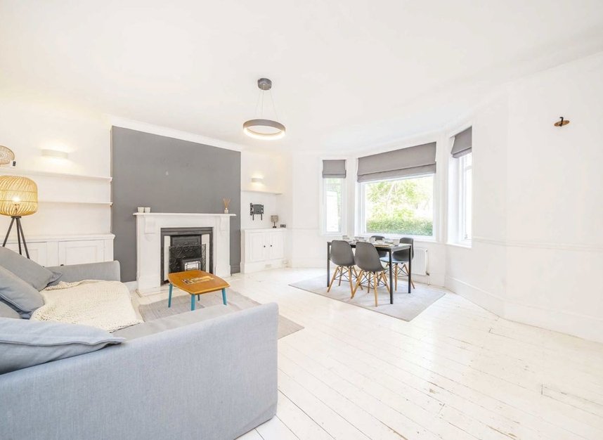 Properties for sale in Spencer Road - W4 3SS view2