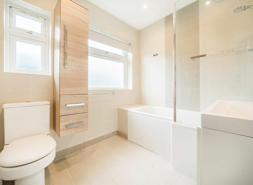Properties for sale in Springvale Avenue - TW8 9QH view6