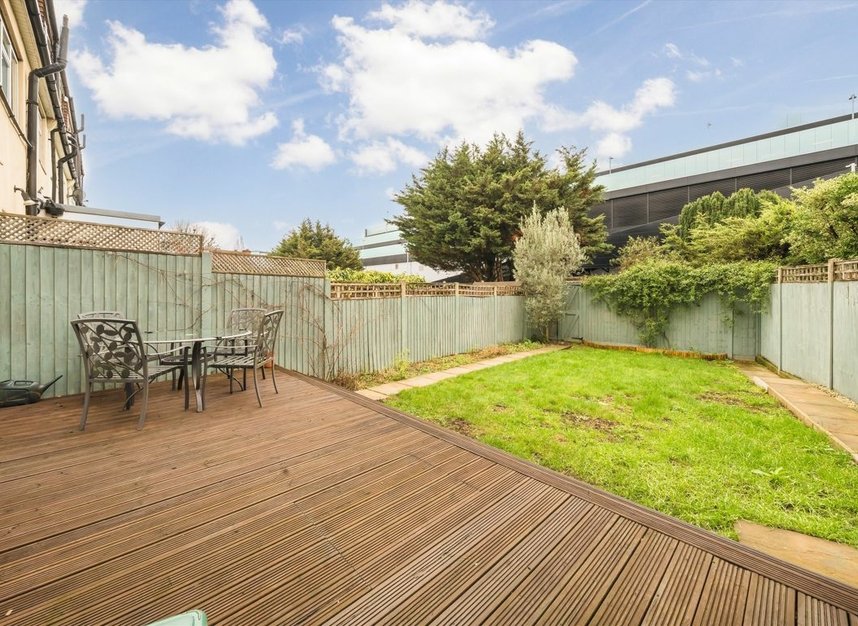 Properties for sale in Springvale Avenue - TW8 9QH view4