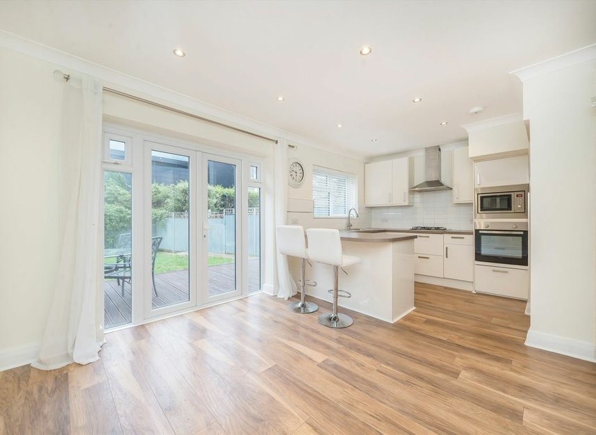 Properties for sale in Springvale Avenue - TW8 9QH view2