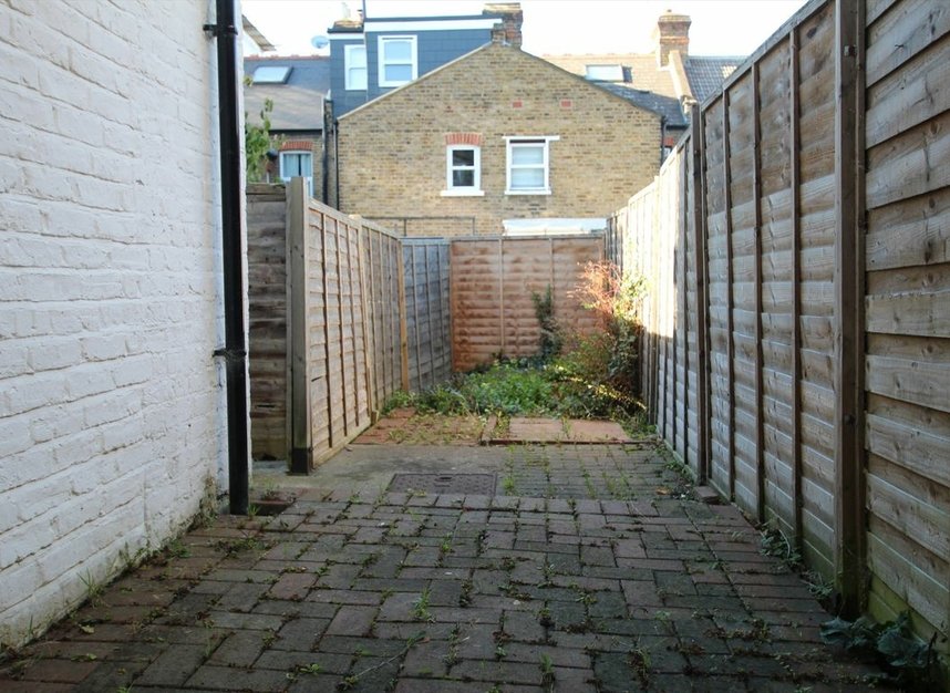 Properties for sale in Springvale Avenue - TW8 9QH view9