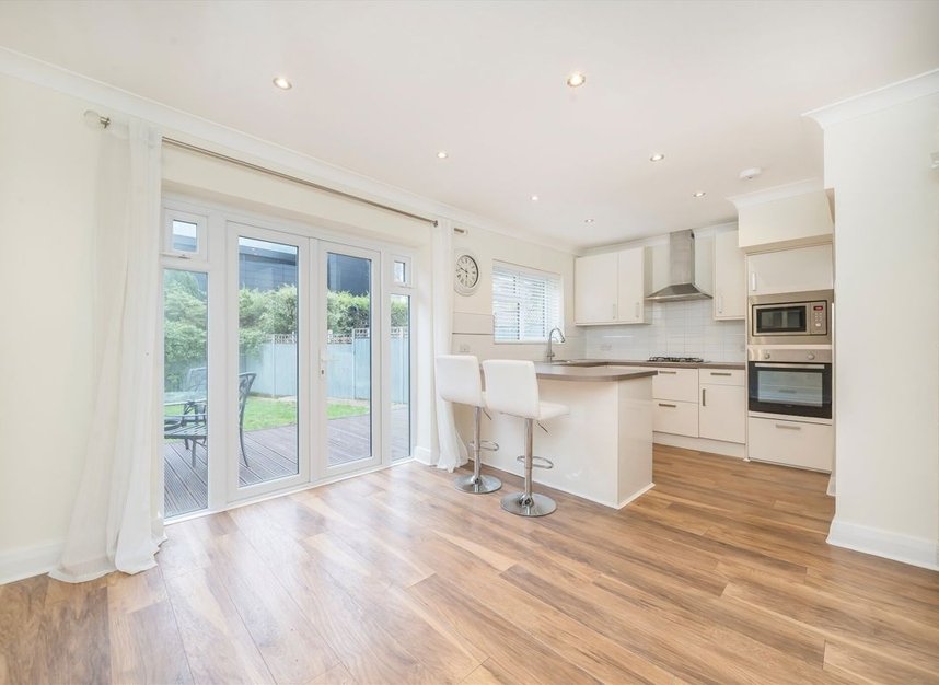Properties for sale in Springvale Avenue - TW8 9QH view2