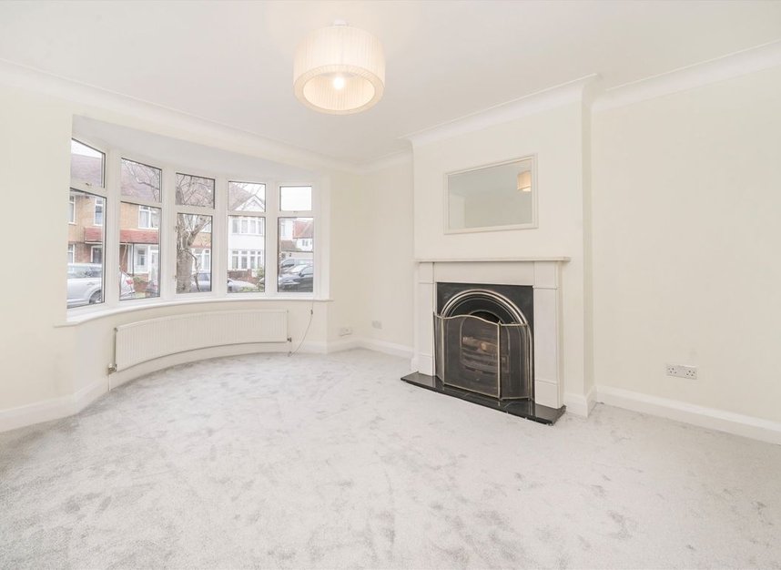 Properties for sale in Springvale Avenue - TW8 9QH view3