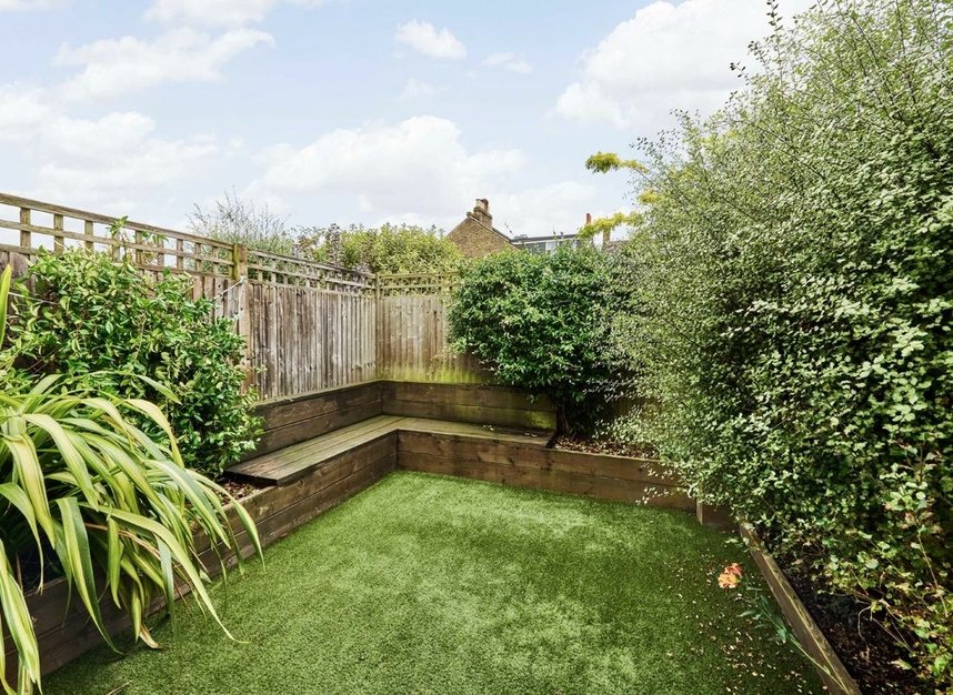 Properties sold in St. Aidans Road - SE22 0RP view6