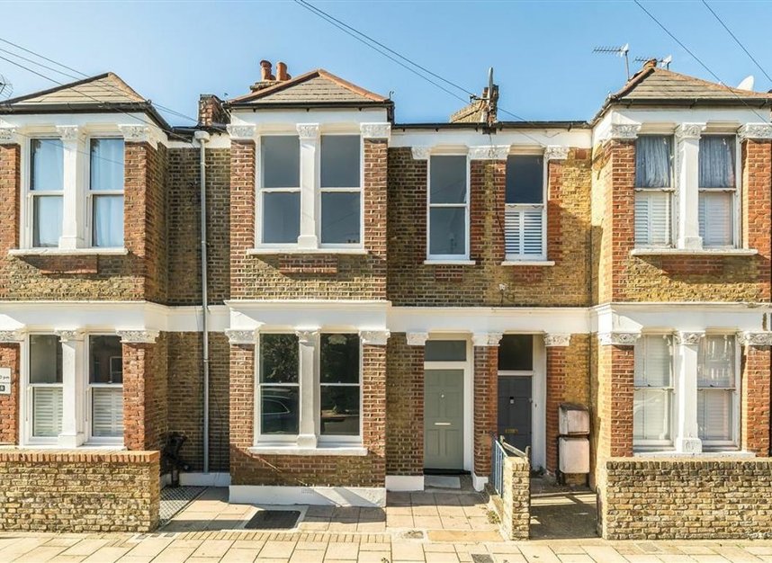 Properties for sale in St. Alphonsus Road - SW4 7AS view1