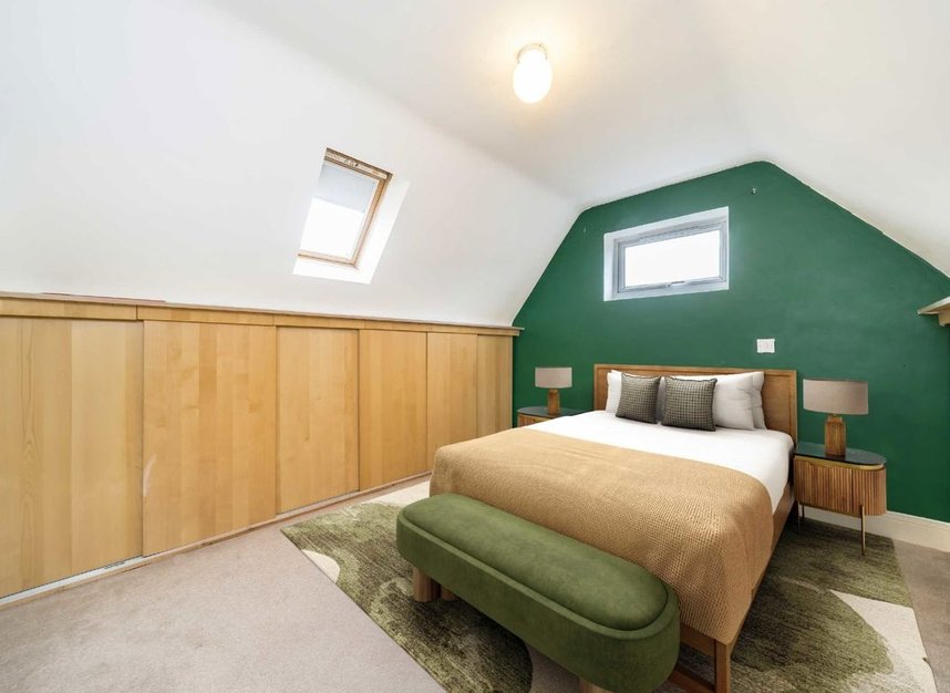 Properties for sale in St. Dunstans Avenue - W3 6QD view8