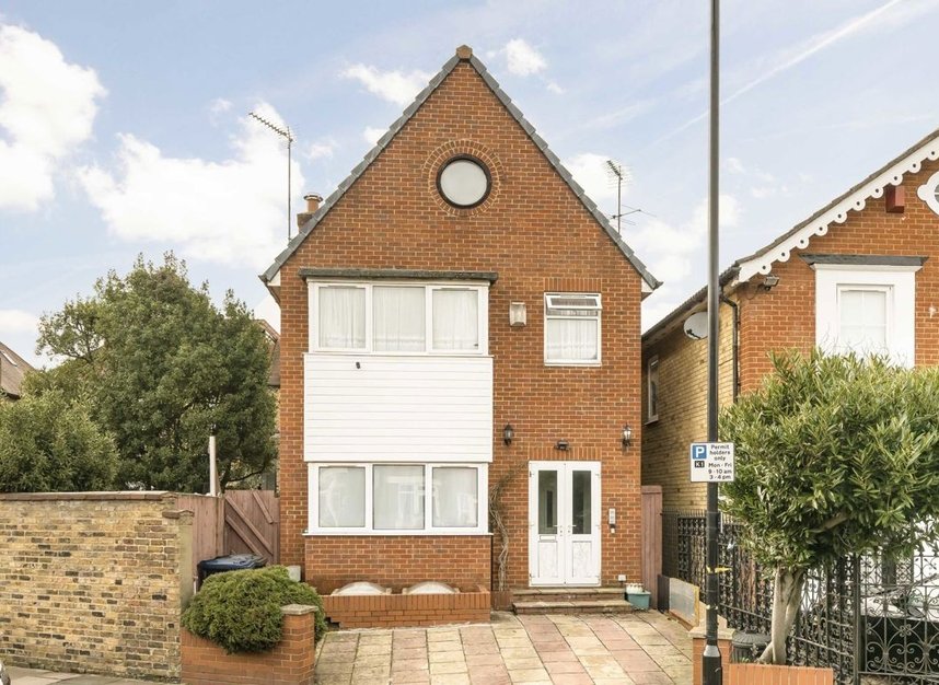 Properties for sale in St. Dunstans Avenue - W3 6QD view1