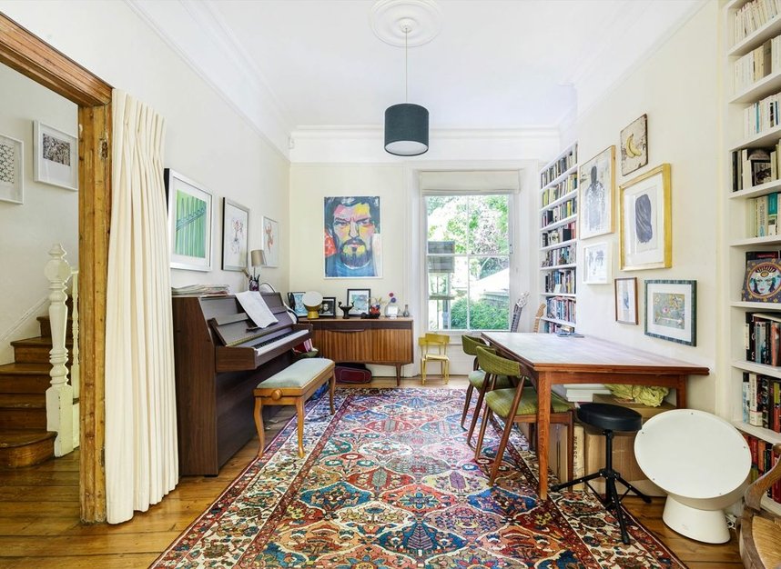 Properties for sale in St. Georges Avenue - N7 0AH view3