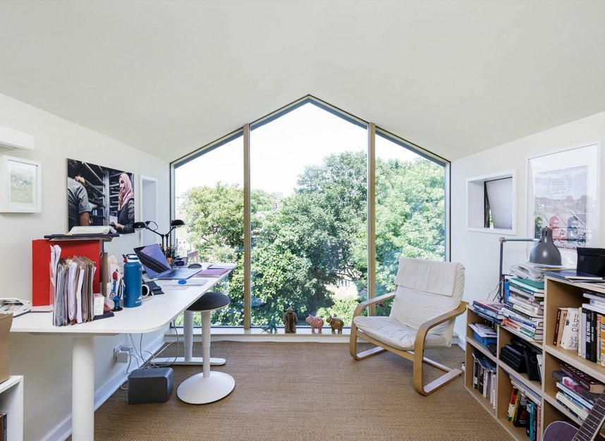 Properties for sale in St. Georges Avenue - N7 0AH view9