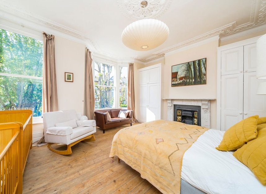 Properties for sale in St. Georges Avenue - N7 0AH view4