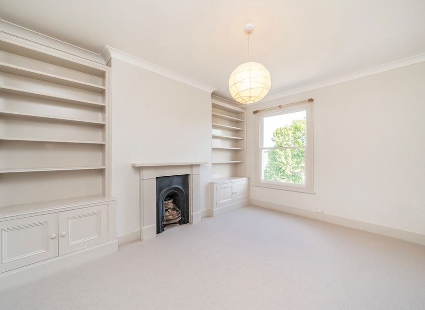 Properties for sale in St. Georges Avenue - N7 0AH view5