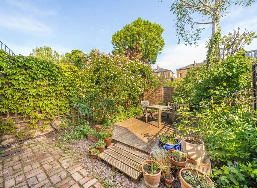 Properties for sale in St. Georges Avenue - N7 0AH view9
