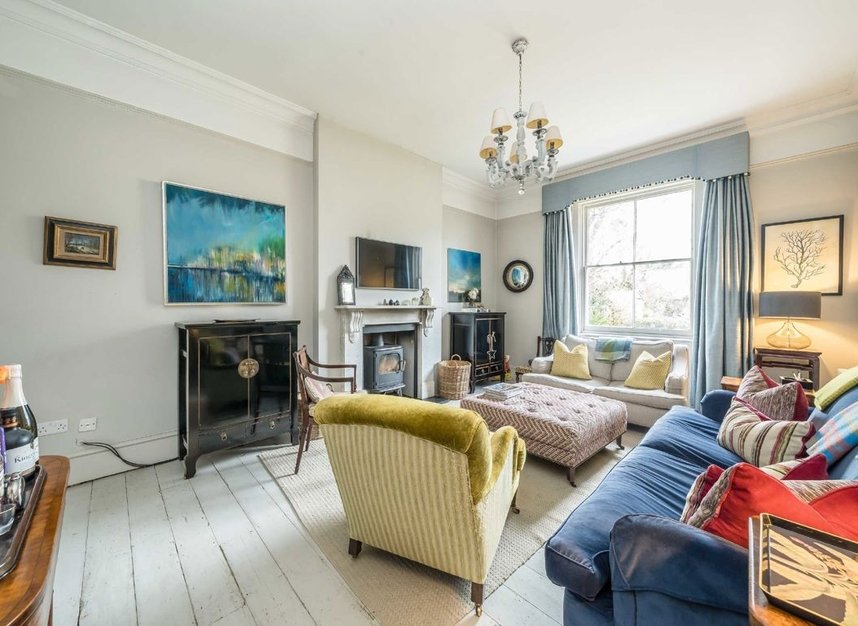 Properties for sale in St. James's Road - TW12 1DQ view2