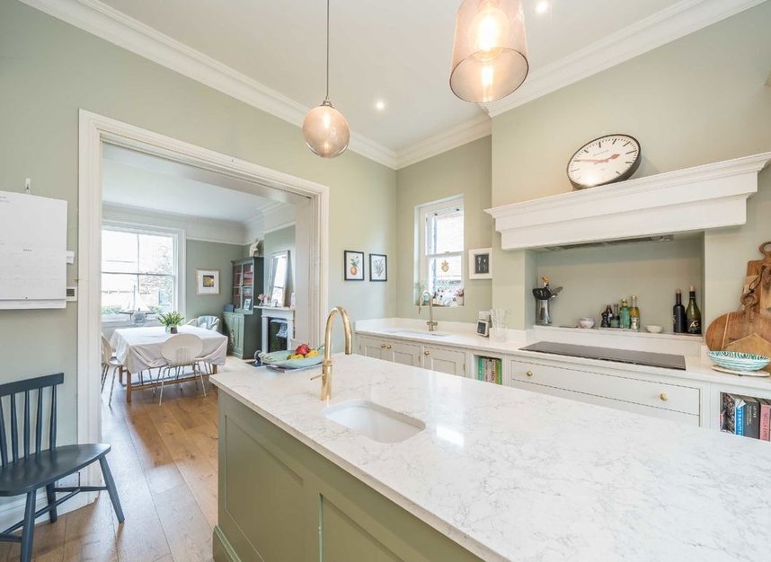 Properties for sale in St. James's Road - TW12 1DQ view3