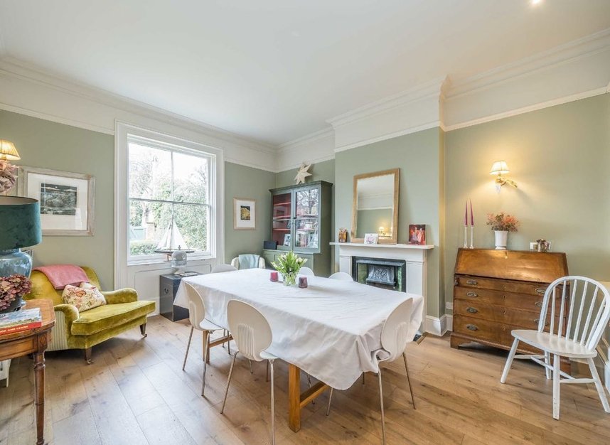 Properties for sale in St. James's Road - TW12 1DQ view4
