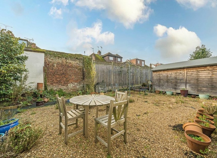 Properties for sale in St. Johns Road - KT8 9JH view7