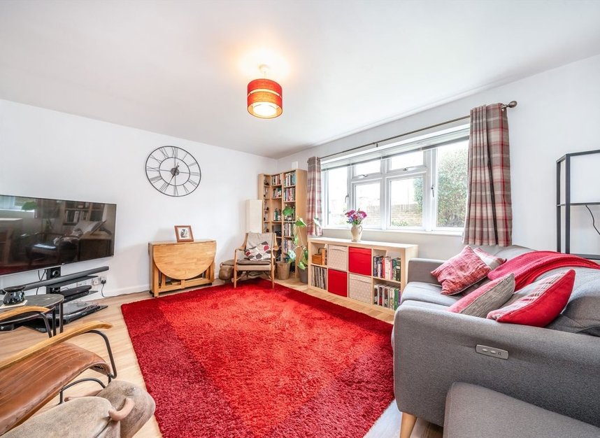 Pyw Roud Flat for sale in St. Margarets Road, St Margarets, TW1 (Ref 270801 ...
