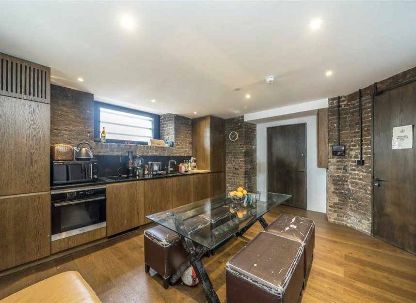 Properties for sale in St. Thomas Street - SE1 9RY view2