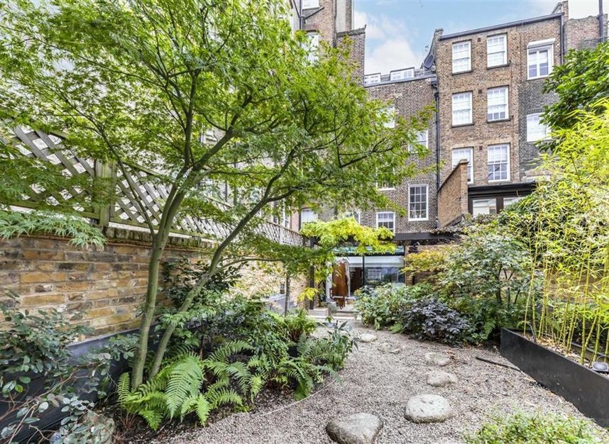 Properties for sale in Stafford Place - SW1E 6NP view15