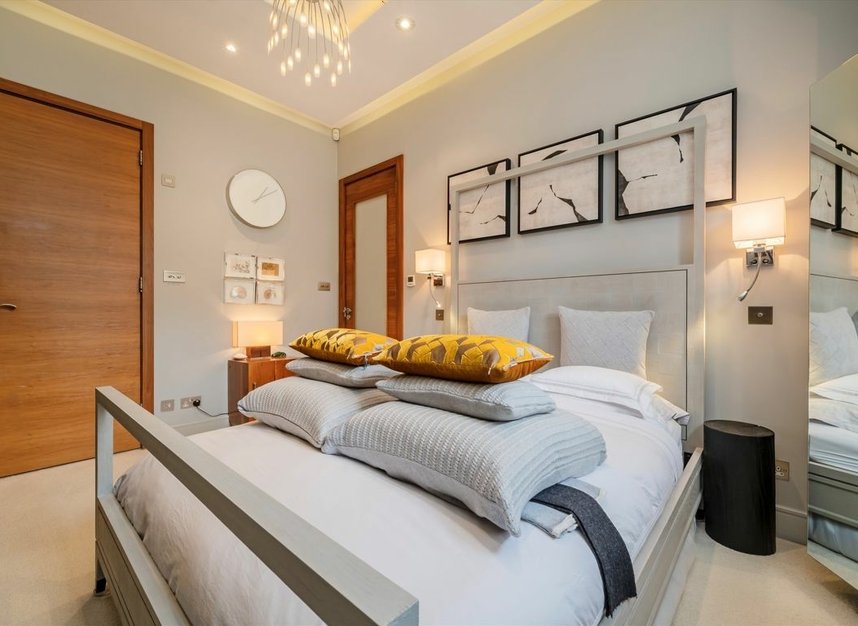 Properties for sale in Stanhope Terrace - W2 2UA view6