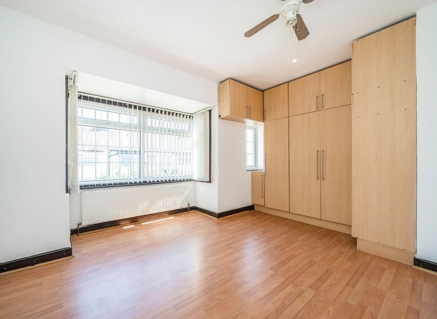 Properties for sale in Stanley Road - UB1 1PB view6