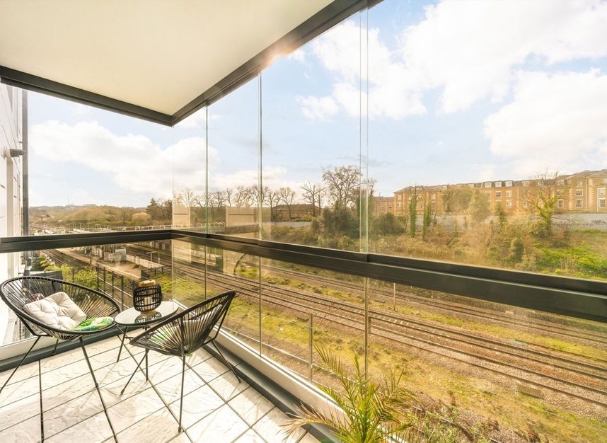 Properties for sale in Station Road - N11 1QH view9