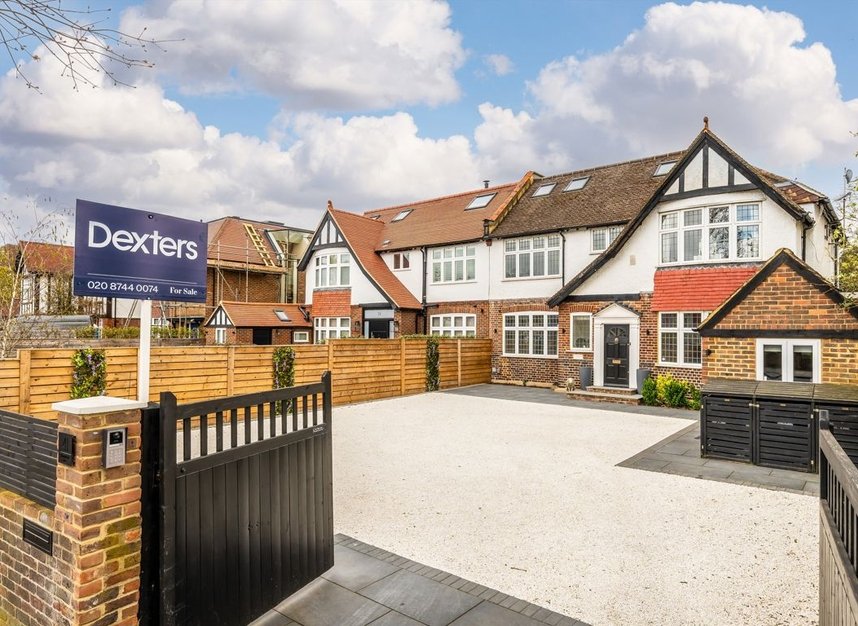 Properties for sale in Strawberry Vale - TW1 4RX view10