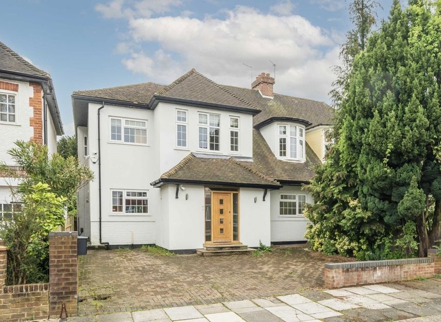 Properties for sale in Stuart Avenue - W5 3QJ view1