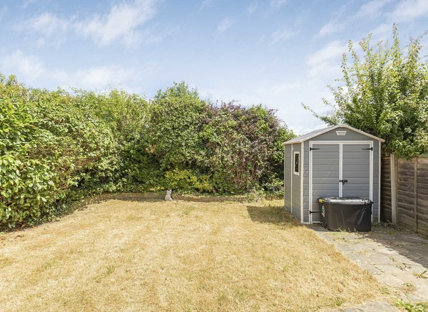 House semidetached for sale in Summer Avenue, East Molesey, KT8 (Ref