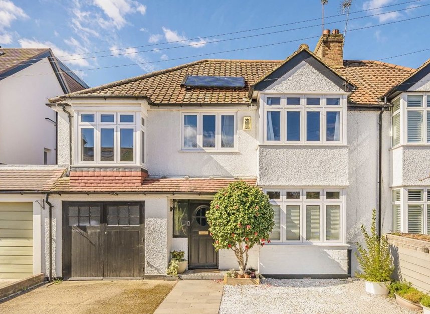 Summer Avenue, East Molesey, KT8