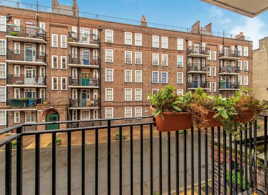 Properties for sale in Sumner Street - SE1 9JY view7