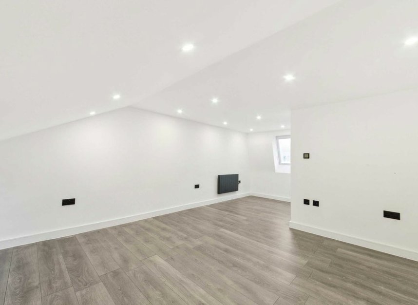 Properties for sale in Surbiton Road - KT1 2HG view6