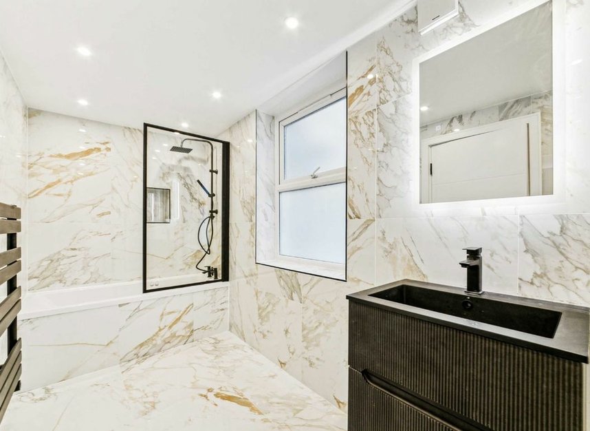 Properties for sale in Surbiton Road - KT1 2HG view7